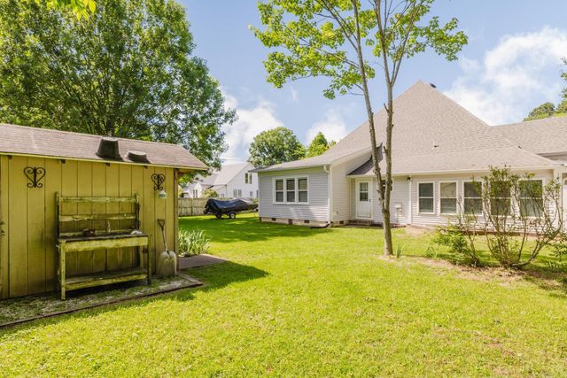 107 E Sullenberger Avenue, Malvern, AR 72104