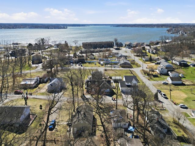 8039 W 127th Lane, Cedar Lake, IN 46303