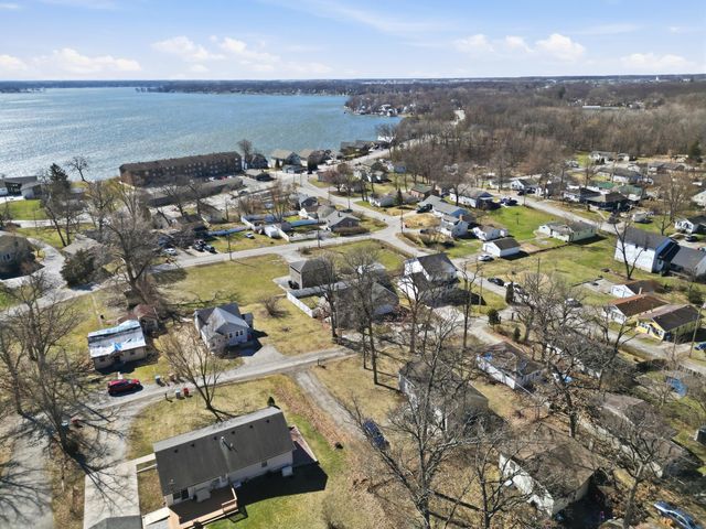 8039 W 127th Lane, Cedar Lake, IN 46303