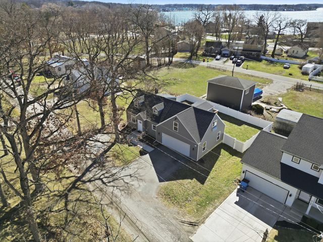 8039 W 127th Lane, Cedar Lake, IN 46303