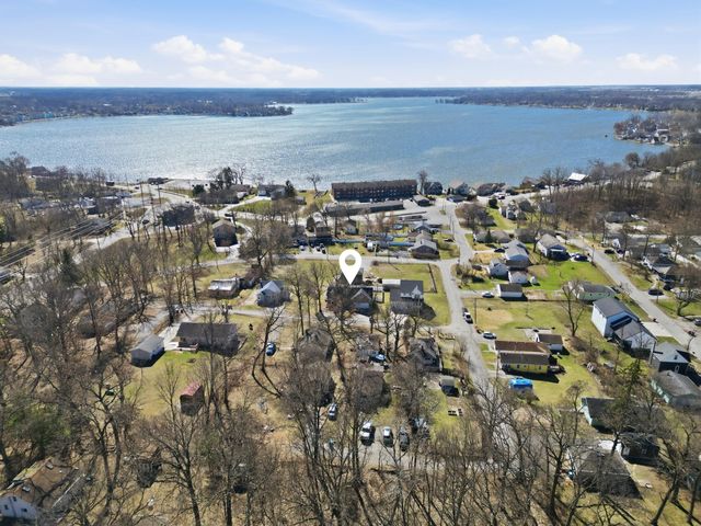 8039 W 127th Lane, Cedar Lake, IN 46303