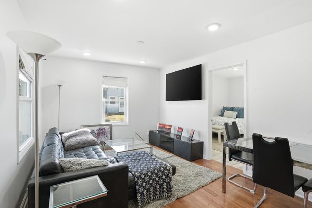 8039 W 127th Lane, Cedar Lake, IN 46303