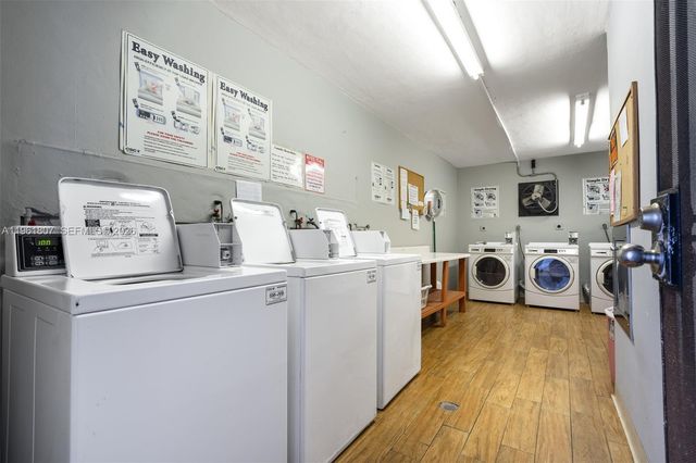 7877 Golf Cir Dr 108, Margate, FL 33063