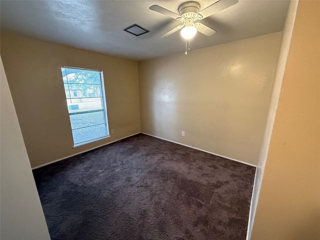 1813 Legend Drive, Garland, TX 75040