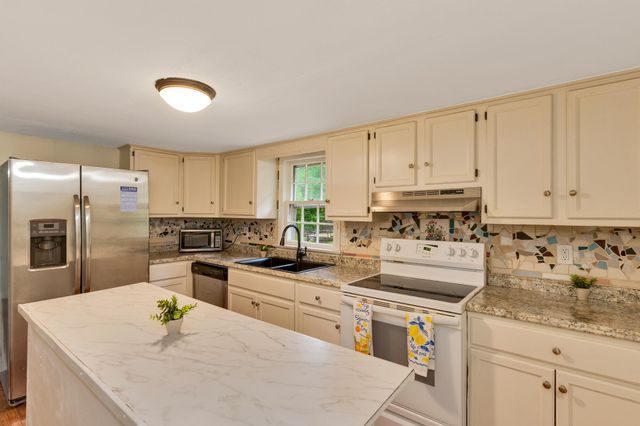 3530 Lamar Avenue, Chattanooga, TN 37415