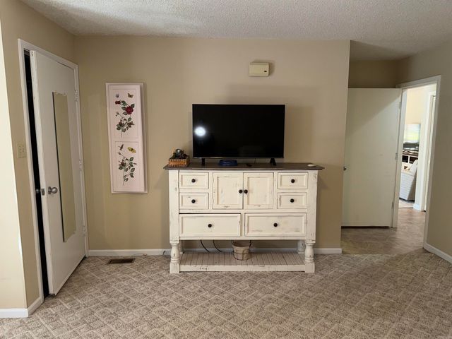 118 Richwood Dr Apt 52, Fairfield Bay, AR 72088