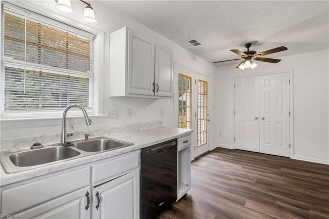 104 Lasalle Way, Greensboro, NC 27406