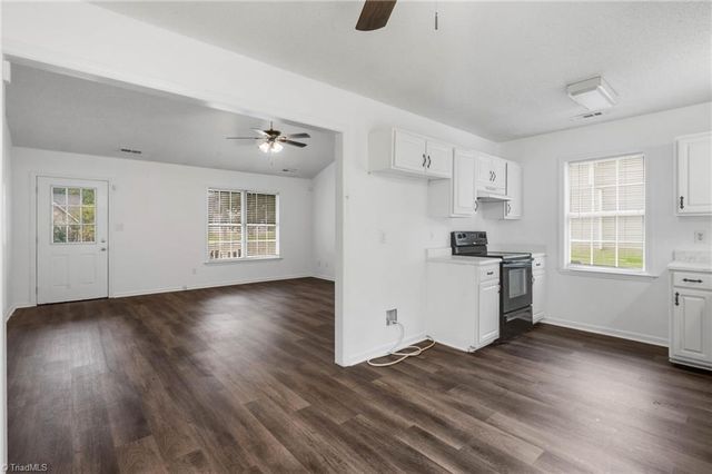 104 Lasalle Way, Greensboro, NC 27406