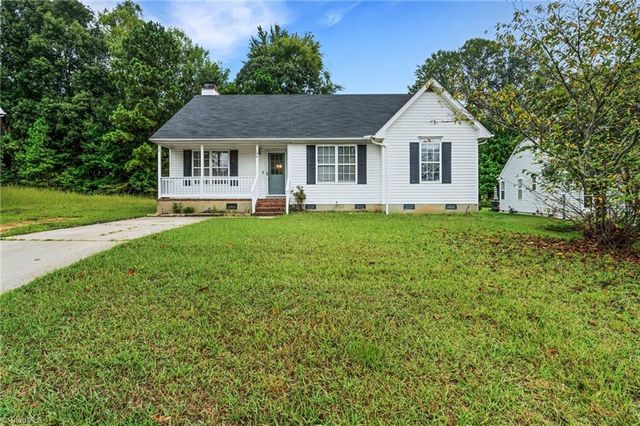 104 Lasalle Way, Greensboro, NC 27406