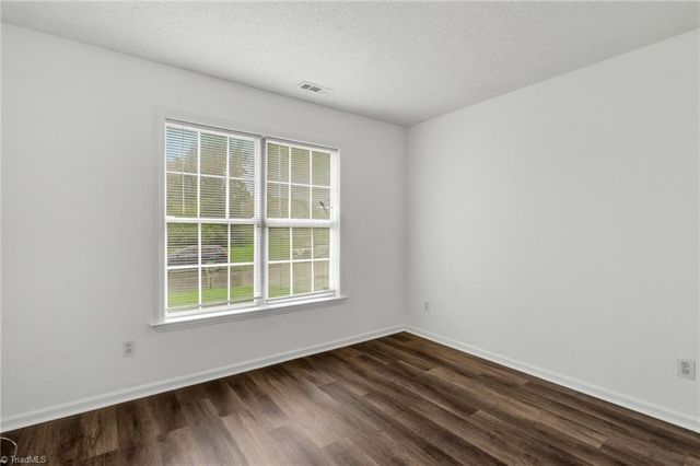 104 Lasalle Way, Greensboro, NC 27406