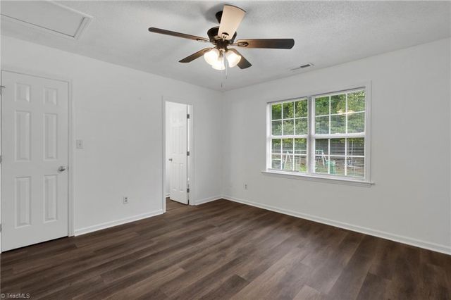 104 Lasalle Way, Greensboro, NC 27406