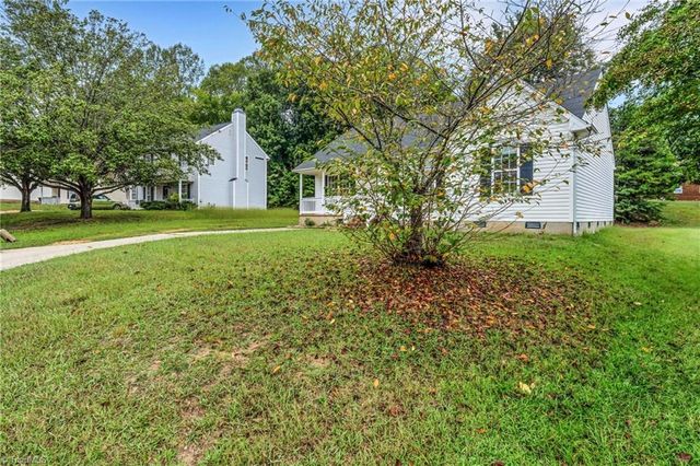104 Lasalle Way, Greensboro, NC 27406