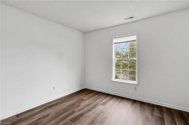 104 Lasalle Way, Greensboro, NC 27406