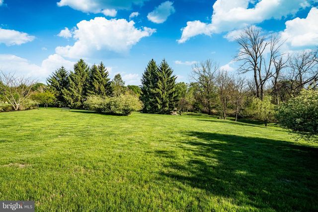 12 SCHOFIELD RD, Phoenixville, PA 19460