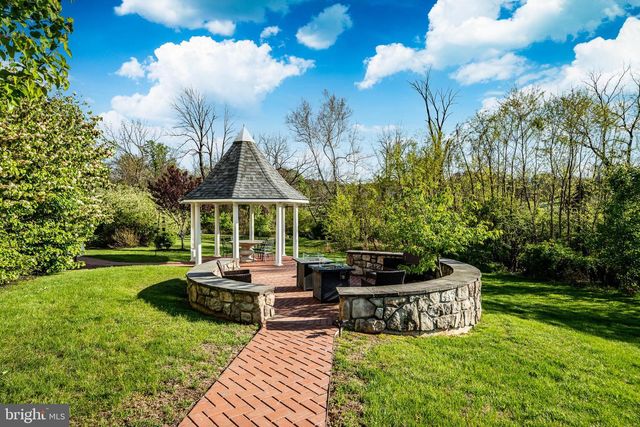 12 SCHOFIELD RD, Phoenixville, PA 19460
