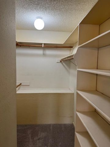 8333 Fathom CIR B, Austin, TX 78750