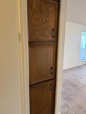 8333 Fathom CIR B, Austin, TX 78750