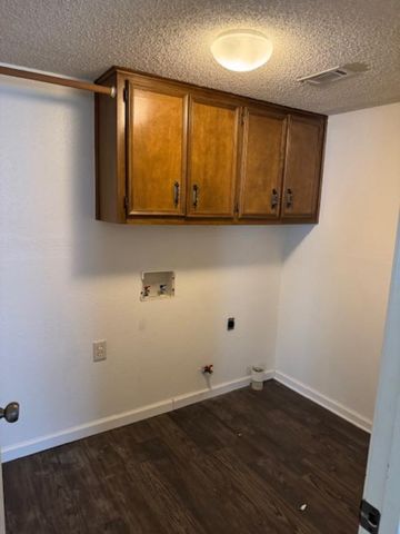 8333 Fathom CIR B, Austin, TX 78750