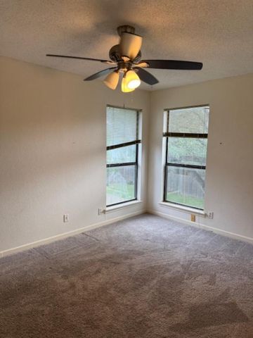 8333 Fathom CIR B, Austin, TX 78750