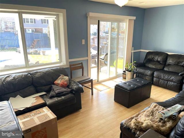 6812 BEN FRANKLIN RD, Springfield, VA 22150