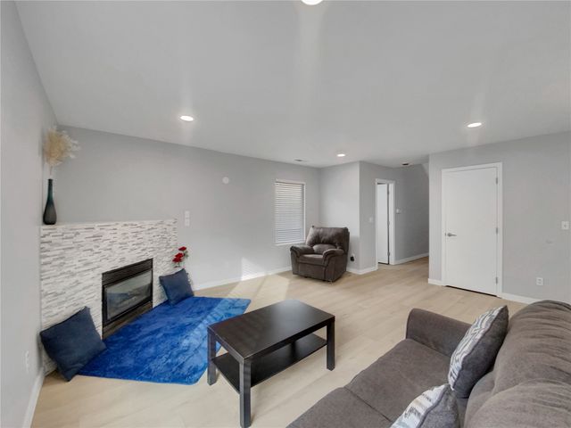 6242 71st Avenue Ct W, University Place, WA 98467