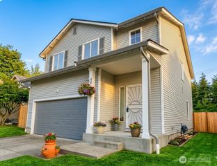 6242 71st Avenue Ct W, University Place, WA 98467