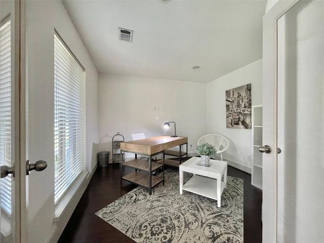 5638 Grape Street, Houston, TX 77096