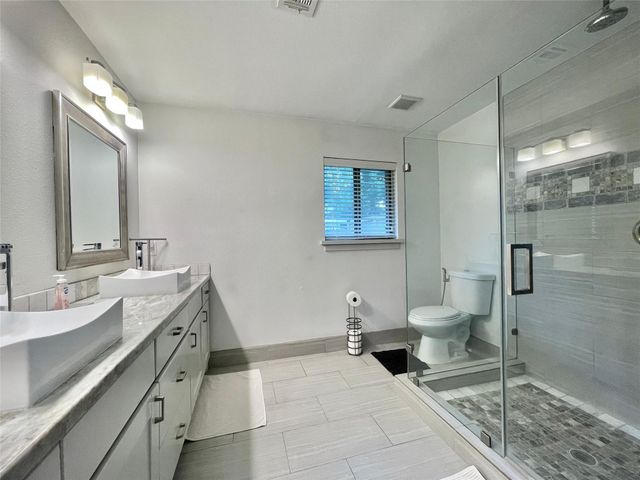 5638 Grape Street, Houston, TX 77096