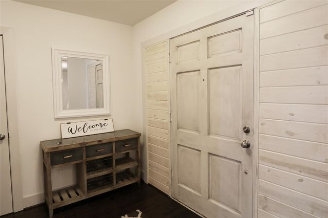 5638 Grape Street, Houston, TX 77096