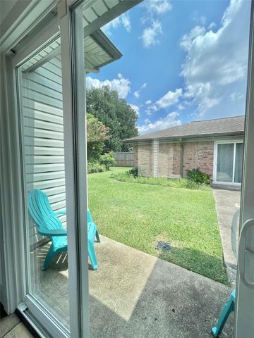 5638 Grape Street, Houston, TX 77096