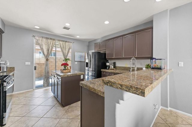 46450 Calle Raphael, Indio, CA 92201