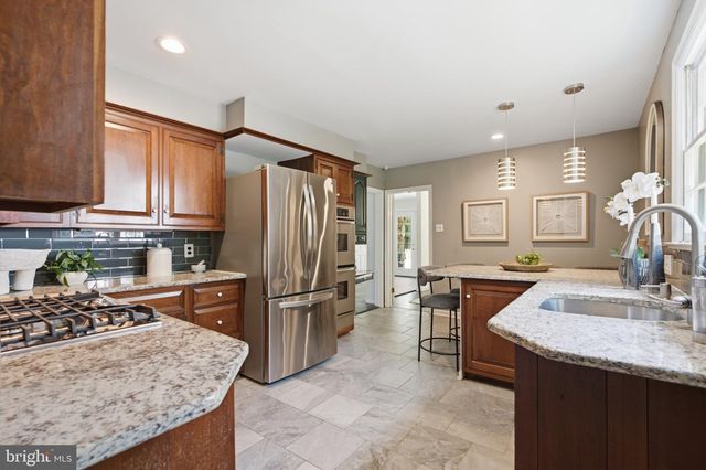 432 GREENWOOD AVE, Wyncote, PA 19095
