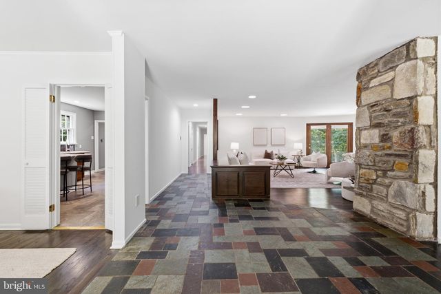 432 GREENWOOD AVE, Wyncote, PA 19095