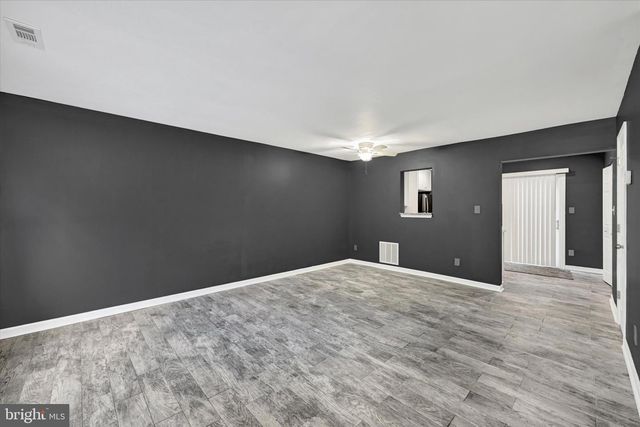 13 UTE CT, Middle River, MD 21220