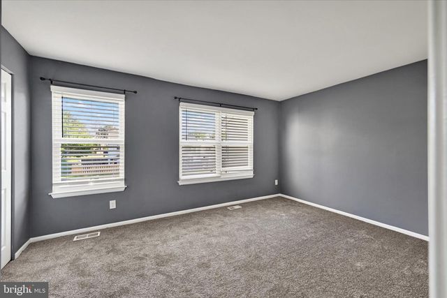 13 UTE CT, Middle River, MD 21220