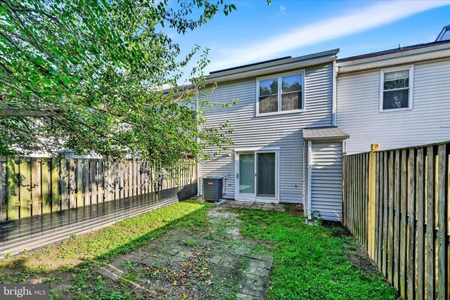 13 UTE CT, Middle River, MD 21220