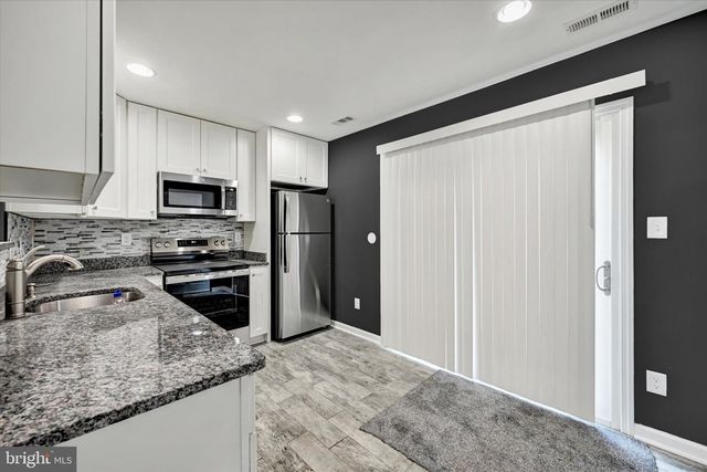 13 UTE CT, Middle River, MD 21220