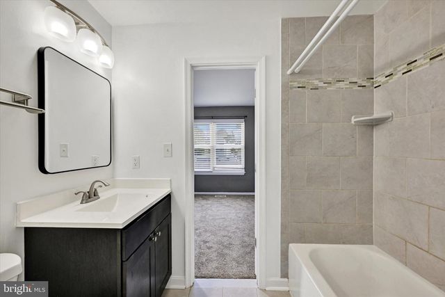 13 UTE CT, Middle River, MD 21220
