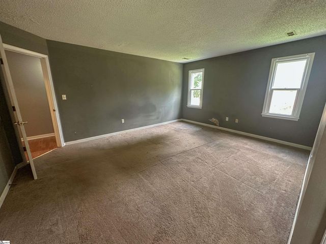 209 S Chancelor Drive, Simpsonville, SC 29681