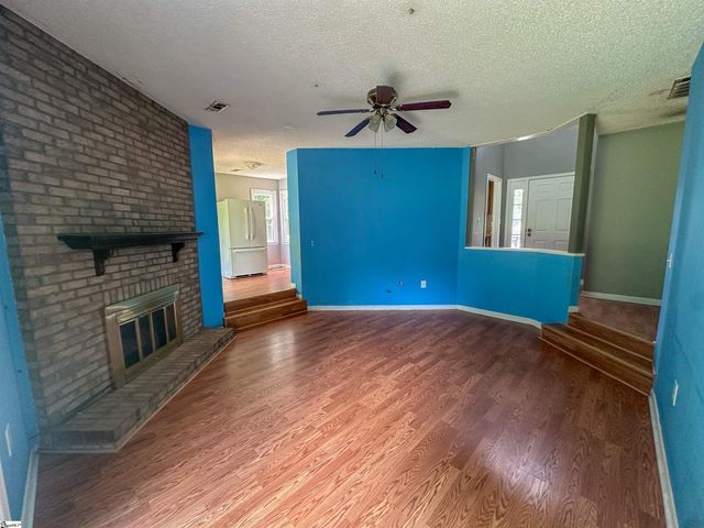 209 S Chancelor Drive, Simpsonville, SC 29681