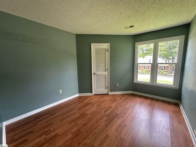 209 S Chancelor Drive, Simpsonville, SC 29681