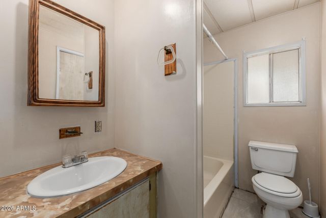 1638 N SANDALWOOD Drive, Casa Grande, AZ 85122