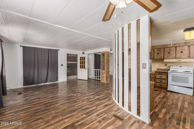 1638 N SANDALWOOD Drive, Casa Grande, AZ 85122