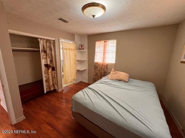 36 VELVET Drive, Jacksonville, FL 32220