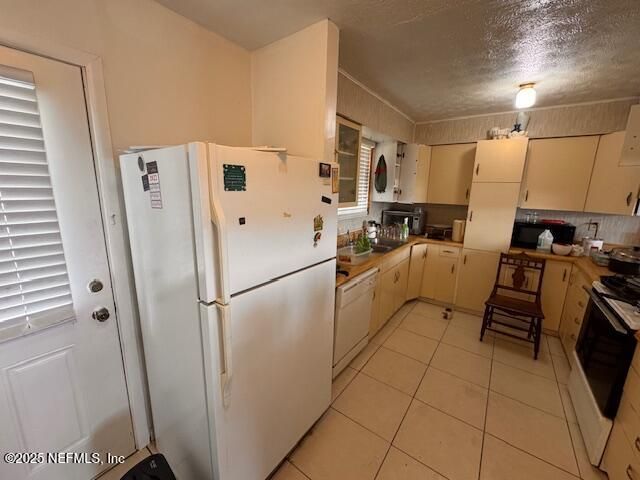 36 VELVET Drive, Jacksonville, FL 32220