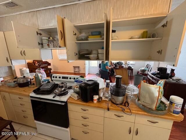 36 VELVET Drive, Jacksonville, FL 32220