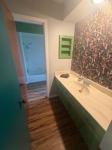 828 Cockrell Hill Road, Ovilla, TX 75154