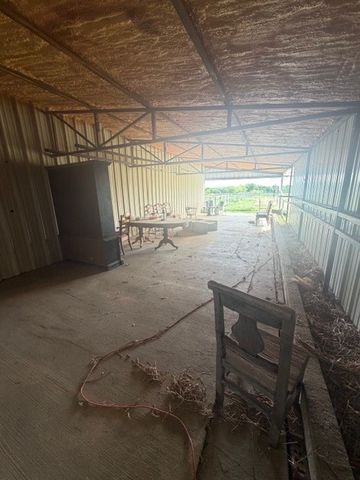 828 Cockrell Hill Road, Ovilla, TX 75154