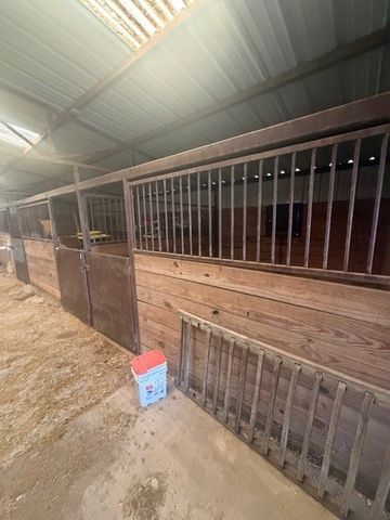 828 Cockrell Hill Road, Ovilla, TX 75154