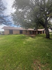 828 Cockrell Hill Road, Ovilla, TX 75154